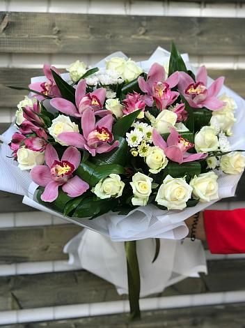 Букет цветов из: Розы и Хризантемы в Знаменке Тамбовской области