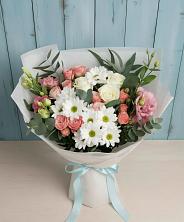 Букет цветов из:  Розы, Лизиантусы и Хризантемы в Знаменке Тамбовской области