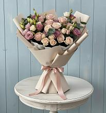 Букет бодрость в Знаменке Тамбовской области Букет цветов из:  Розы и Лизиантусы в Знаменке Тамбовской области