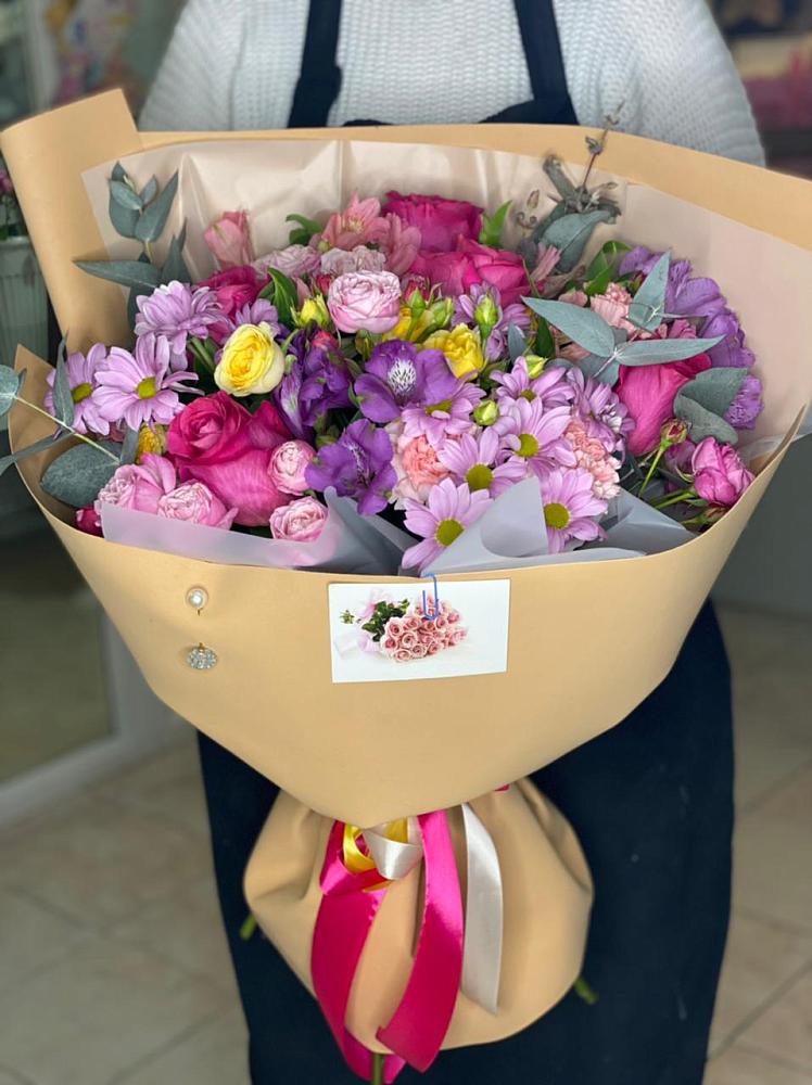 Букет цветов из: Хризантемы, Гвоздики и Альстромерии в Знаменке Тамбовской области