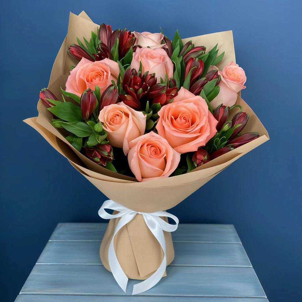 Букет Сплетённые любовью в Знаменке Тамбовской области Букет цветов из: Розы и Альстромерии в Знаменке Тамбовской области