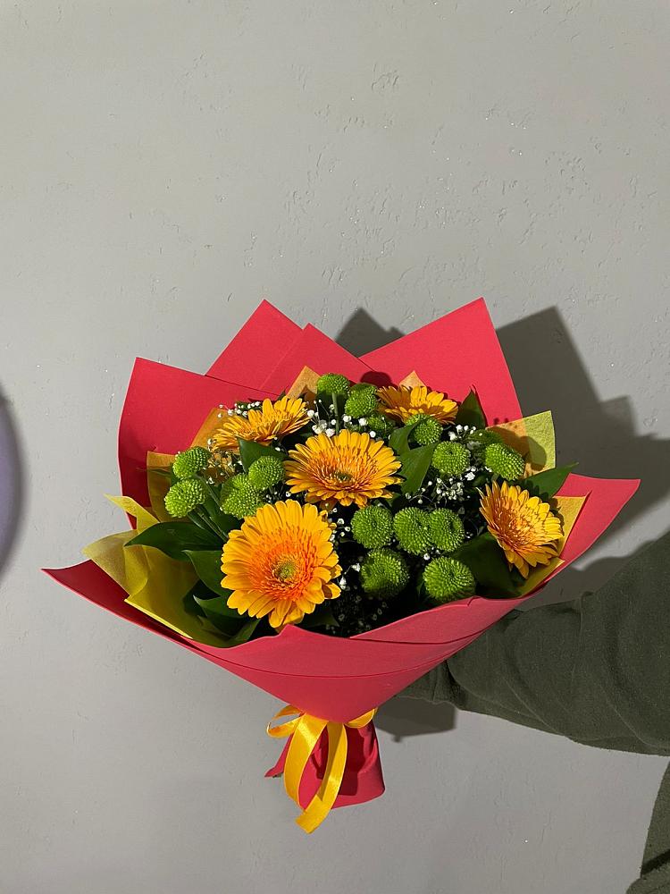 Букет восход солнца в Знаменке Тамбовской области Букет цветов из: Герберы и Хризантемы в Знаменке Тамбовской области