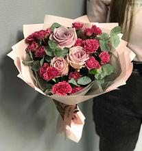 Букет восхищение в Знаменке Тамбовской области Букет цветов из:  Гвоздики и Розы в Знаменке Тамбовской области