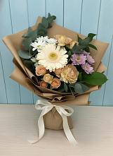 Букет Цветочные луга в Знаменке Тамбовской области Букет цветов из:  Герберы и Хризантемы в Знаменке Тамбовской области