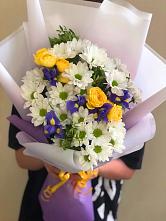 Букет цветов из:  Ирисы, Хризантемы и Розы #REPLACE_PRED# Знаменке Тамбовской области