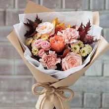 Букет осеннее настроение в Знаменке Тамбовской области Букет цветов из:  Гвоздики, Хризантемы и Розы в Знаменке Тамбовской области