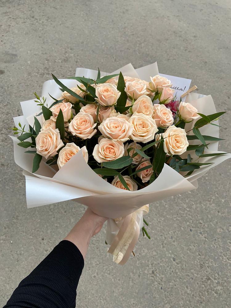 Кремовые розы Латте в Знаменке Тамбовской области Букет Кремовые розы Латте в Знаменке Тамбовской области